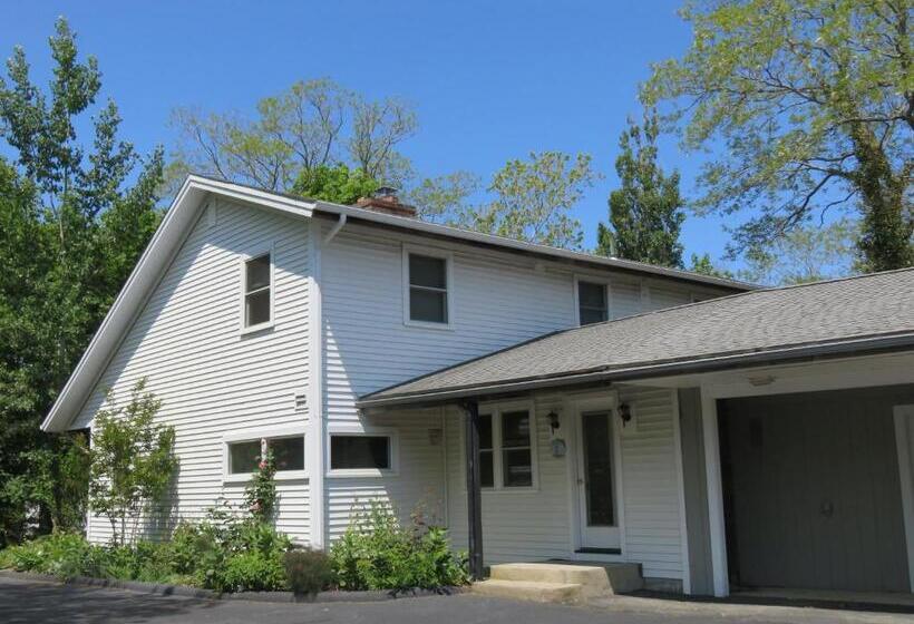 모텔 The Even Tide