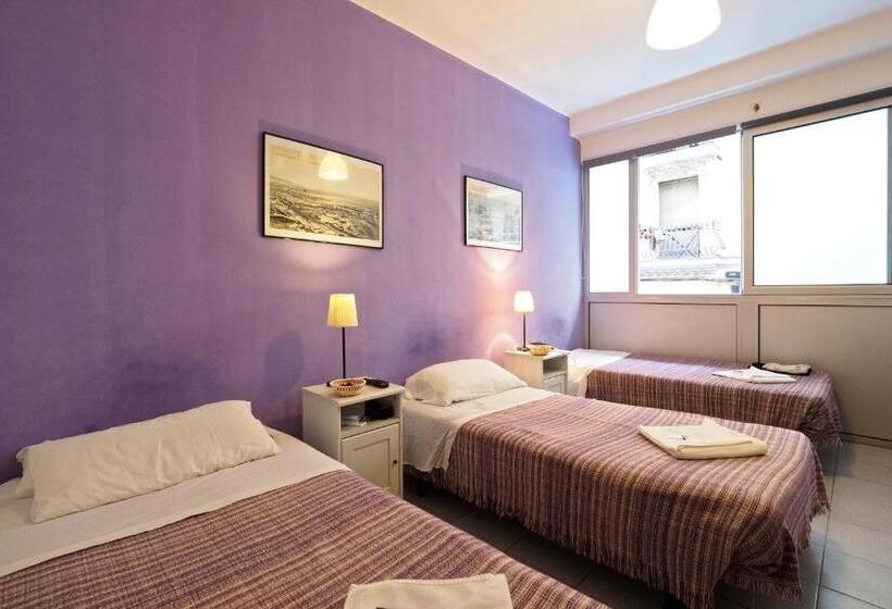 هاستل Hostal Elkano