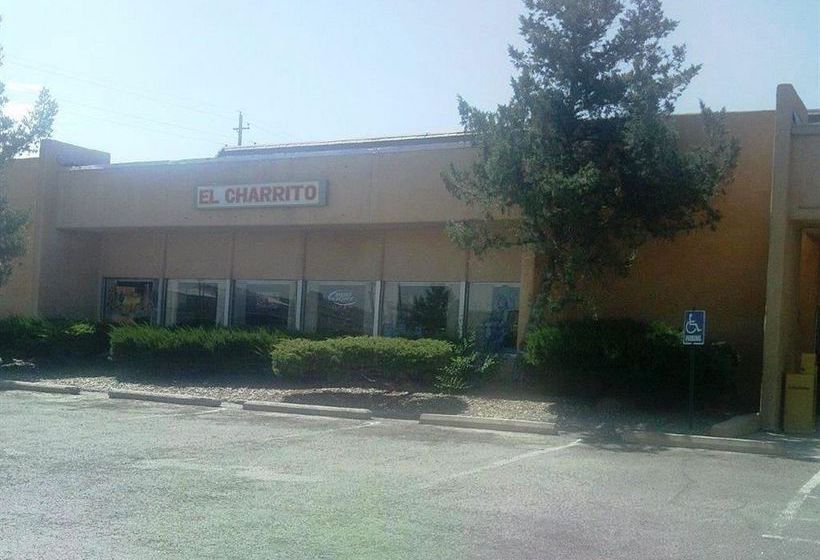 Отель Americas Best Value Inn & Suites Gallup