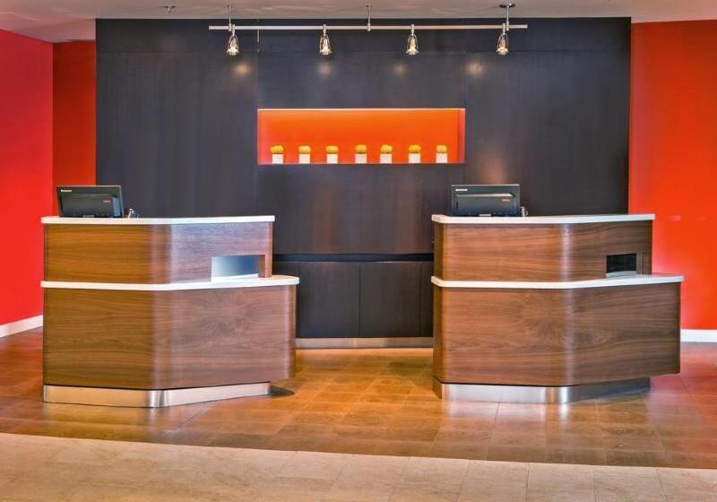ホテル Courtyard By Marriott Glassboro Rowan University