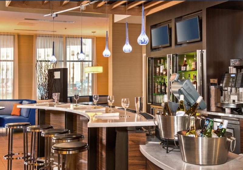 ホテル Courtyard By Marriott Glassboro Rowan University