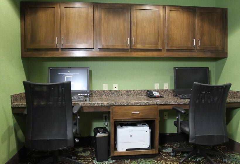 هتل Hampton Inn Huntington University Area