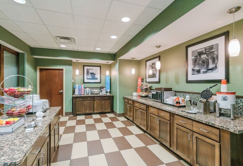 هتل Hampton Inn Huntington University Area