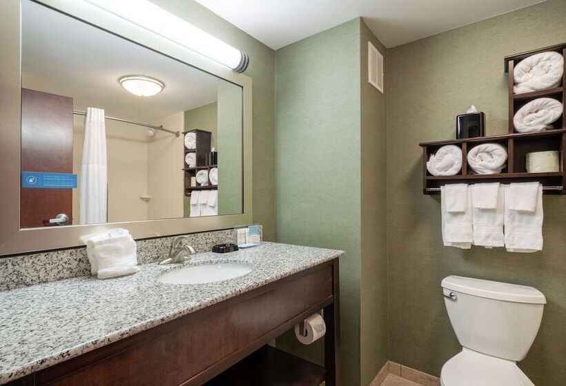 هتل Hampton Inn Huntington University Area