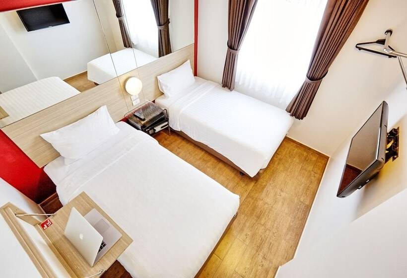 فندق Red Planet Phuket Patong   Sha Extra Plus