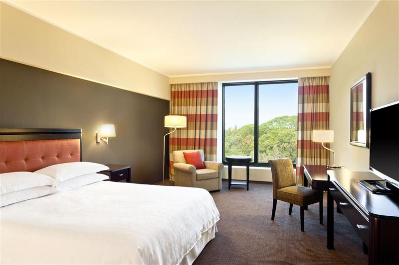 هتل Sheraton Tucuman