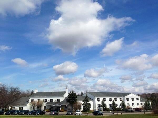 The Aurora Inn Hotel And Event Center
