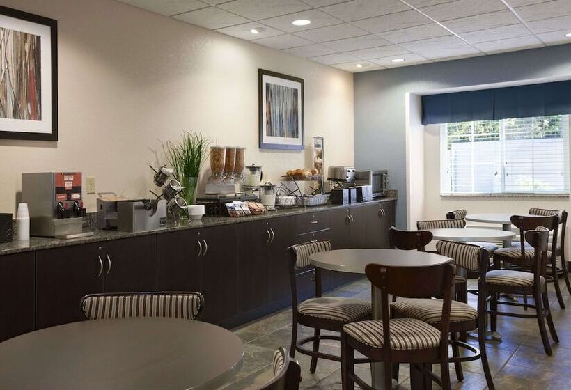 Microtel Inn & Suites Wilkes Barre