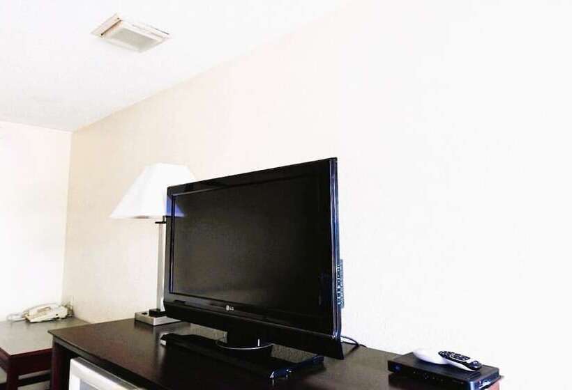 فندق على الطريق Holiday Lodge Virginia