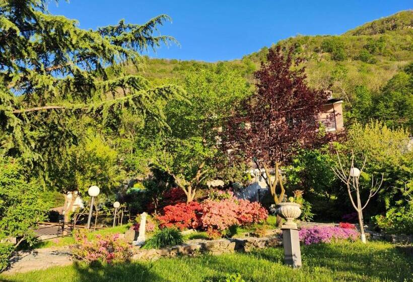 مبيت وإفطار Eden Guest House Colico