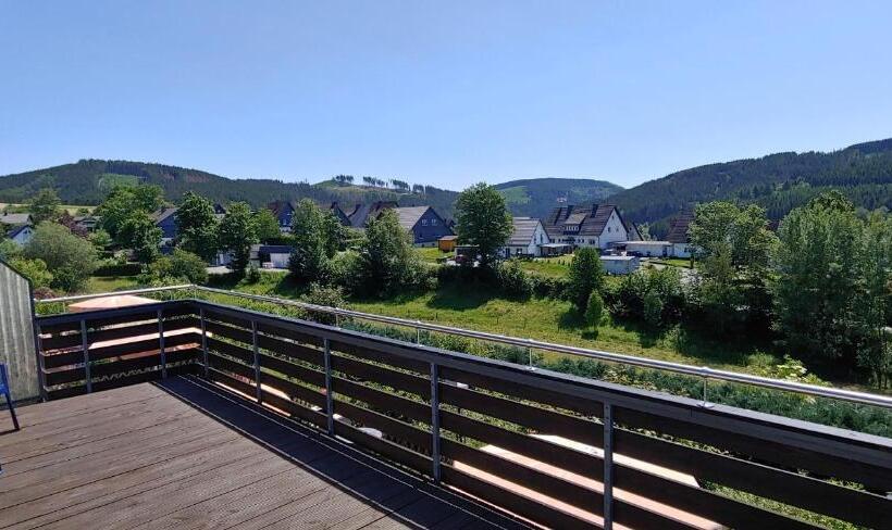 تختخواب و صبحانه Pension Sauerland