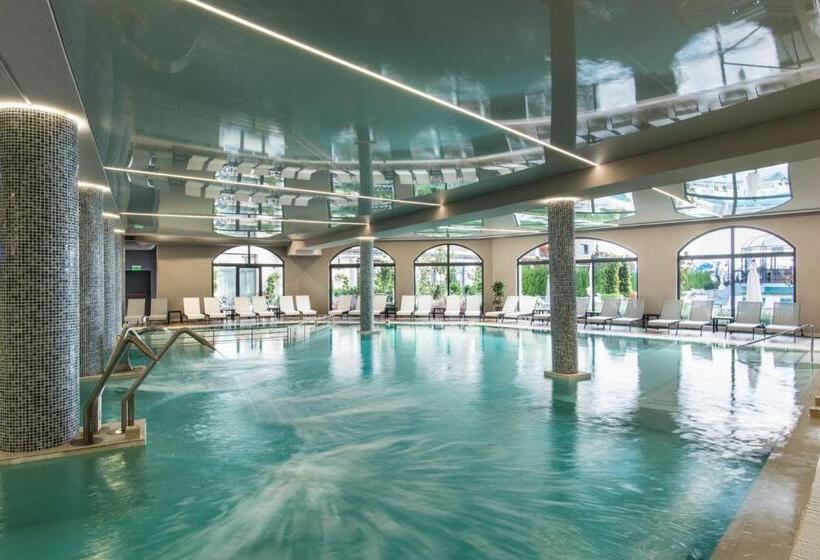 Casa Di Fiore Spa And Medical Hotel, Mineral Pools & Private Beach