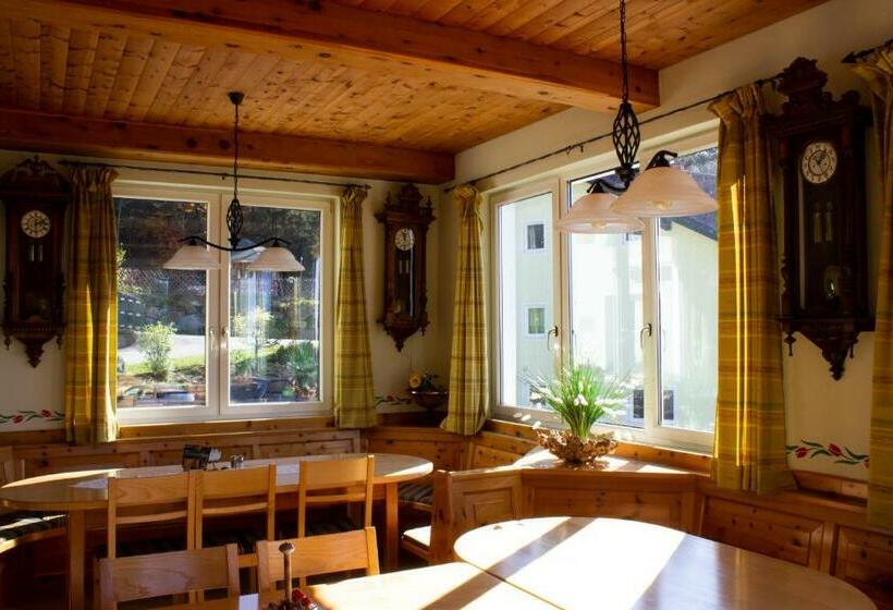 ホテル Gasthof Dreiländereck