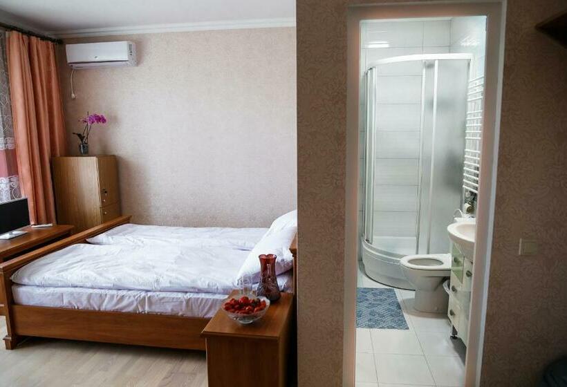 פנסיון Sweet Home Hostel