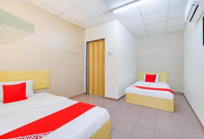 Cp Hotel