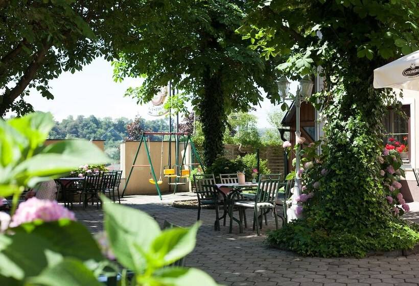 ホテル Gasthof Pöchhacker