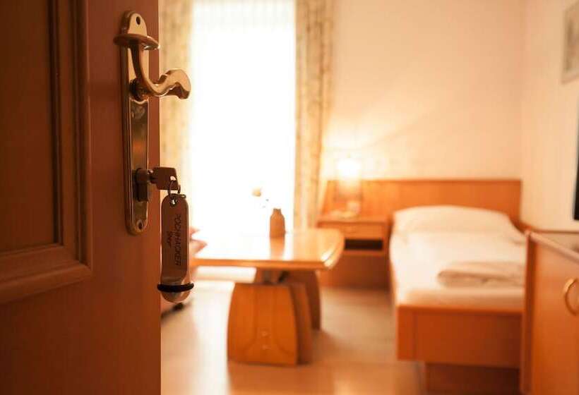 ホテル Gasthof Pöchhacker