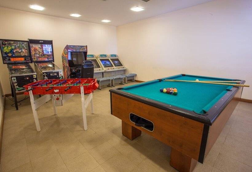 ホテル Huinid Pioneros