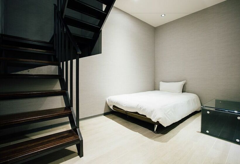 هتل Chingjing Inn