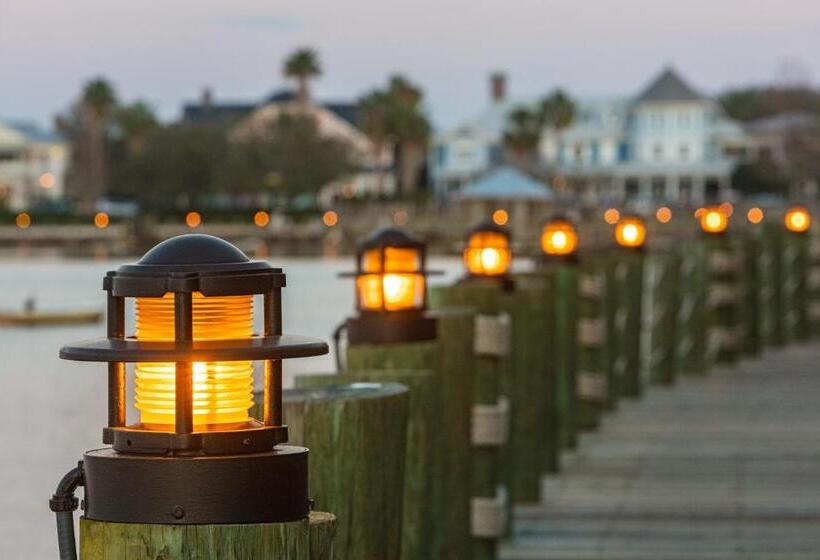 Отель The Waterfront Inn