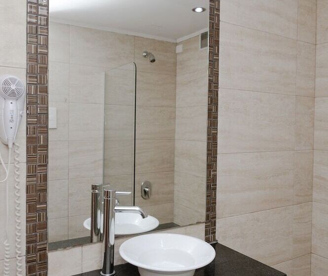 هتل Tucuman Palace