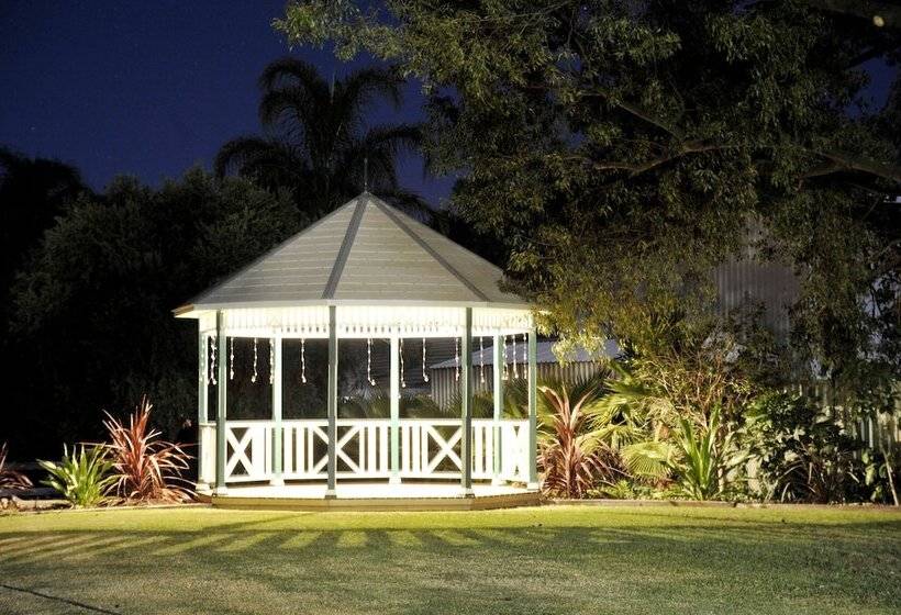 The Aston Motel Tamworth