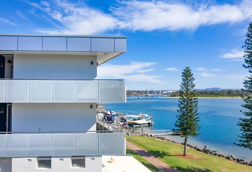 مُتل The Mid Pacific