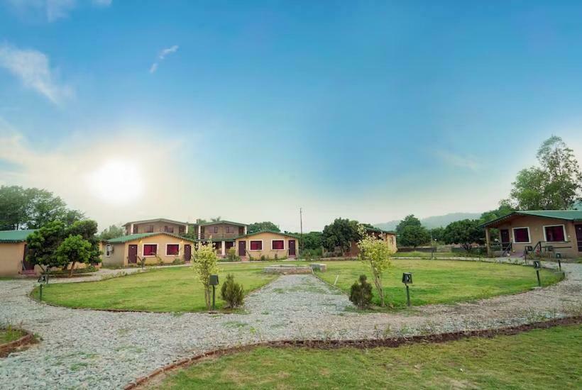 Отель Corbett Soho Resort