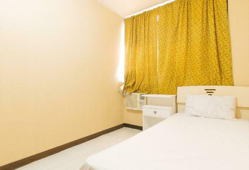 فندق Cristian Jay Dormitory By Reddoorz