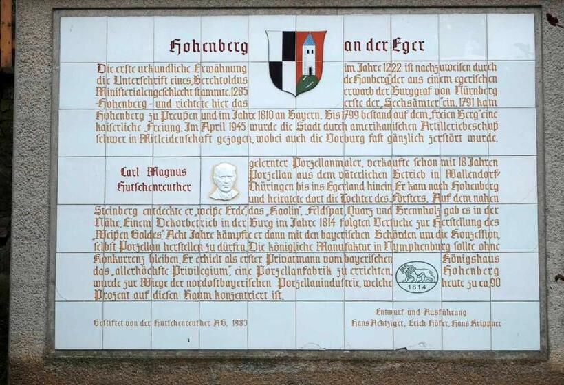 Отель Gasthof Zum Weissen Lamm