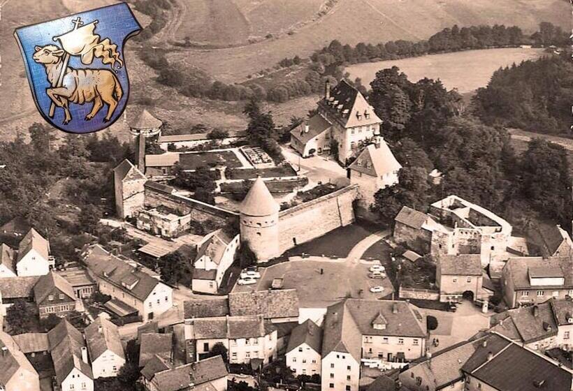 Отель Gasthof Zum Weissen Lamm