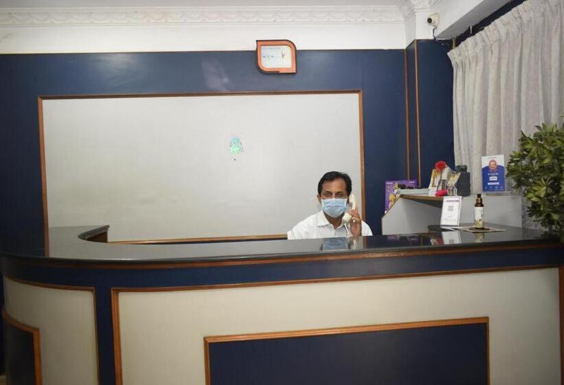 هتل Sri Krishna Vilas