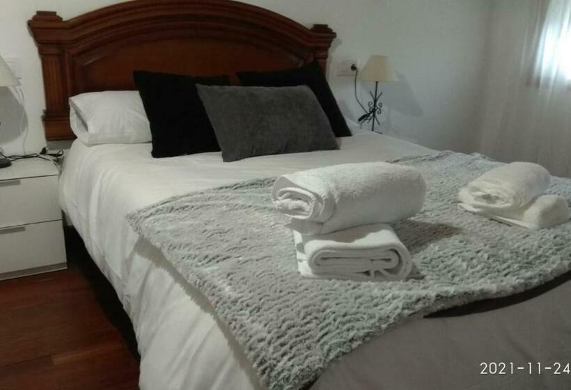 پانسیون Casa Compartida