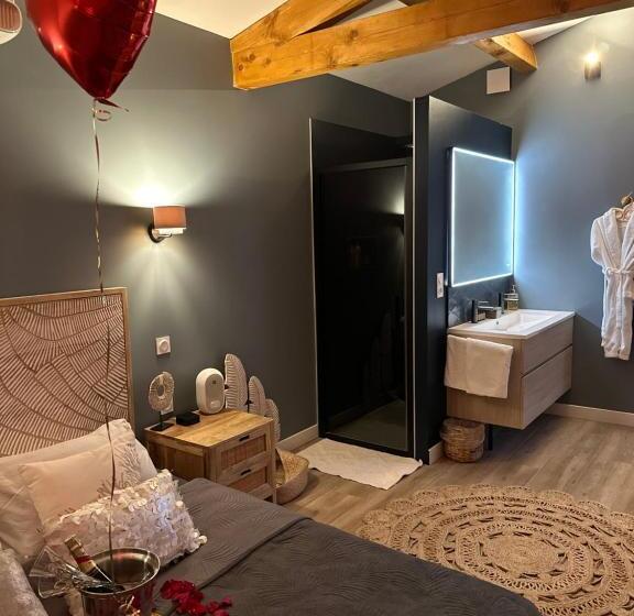 پانسیون Mas Hinaiti   Suite Romantique Avec Spa Et écran Géant De Cinéma