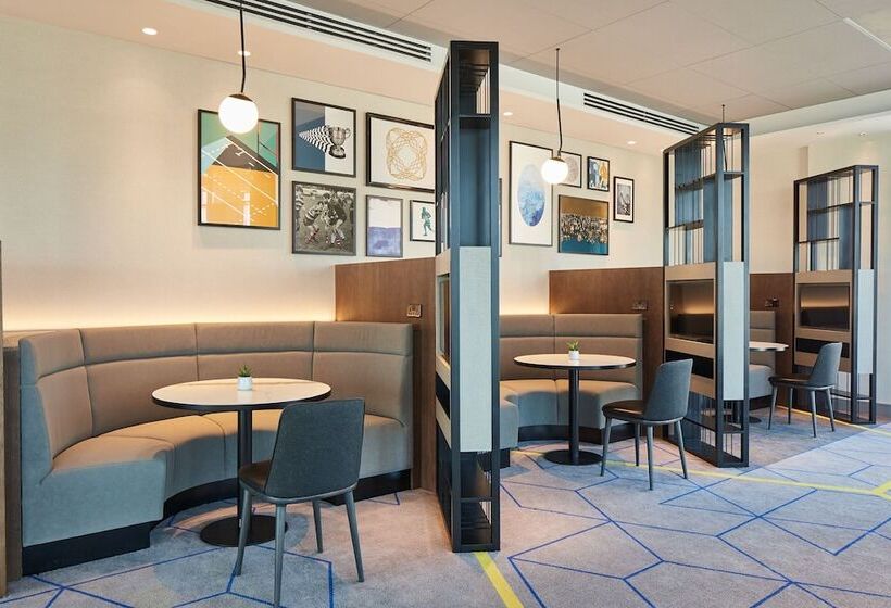 فندق Courtyard By Marriott Exeter Sandy Park