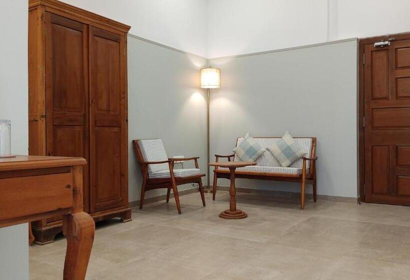 Justa Rudra Resort & Spa