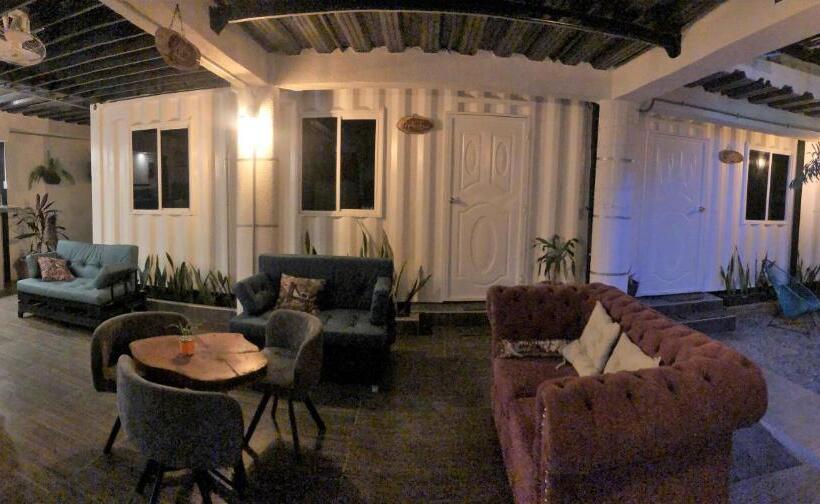 פנסיון Hostal Bon Hábitat