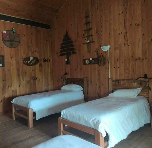 بنسيون Le Saloon