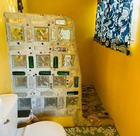 פנסיון Luminosa Uvita Hostel