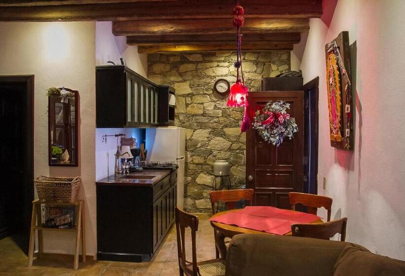 پانسیون Villa Mosaico   Luxury Lofts