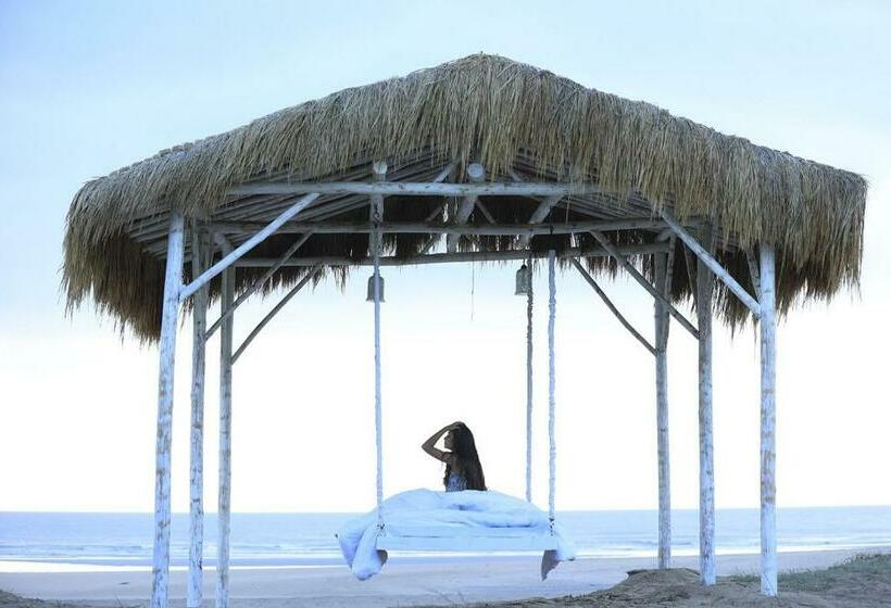 Vayro Resort