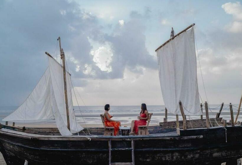 Vayro Resort