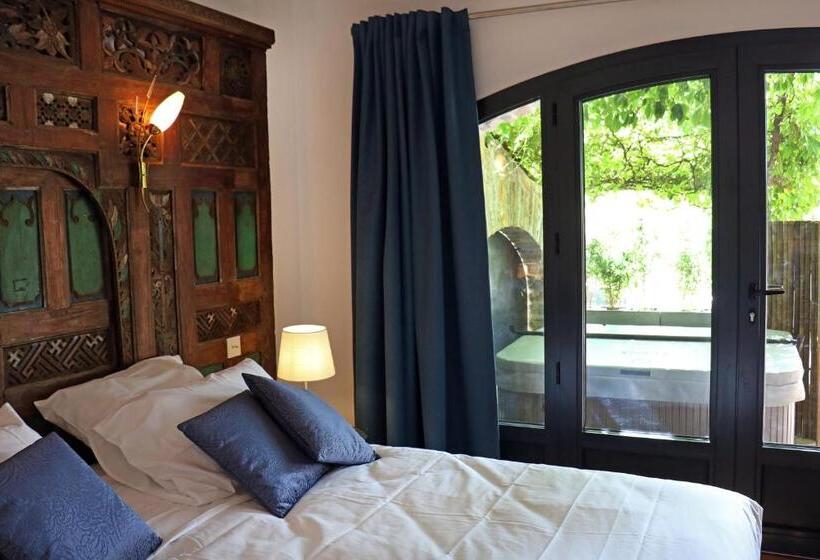 민박 L Amourier Chambres D Hôtes Pour Amoureux Avec Jacuzzi Ou Baignoire Xxl