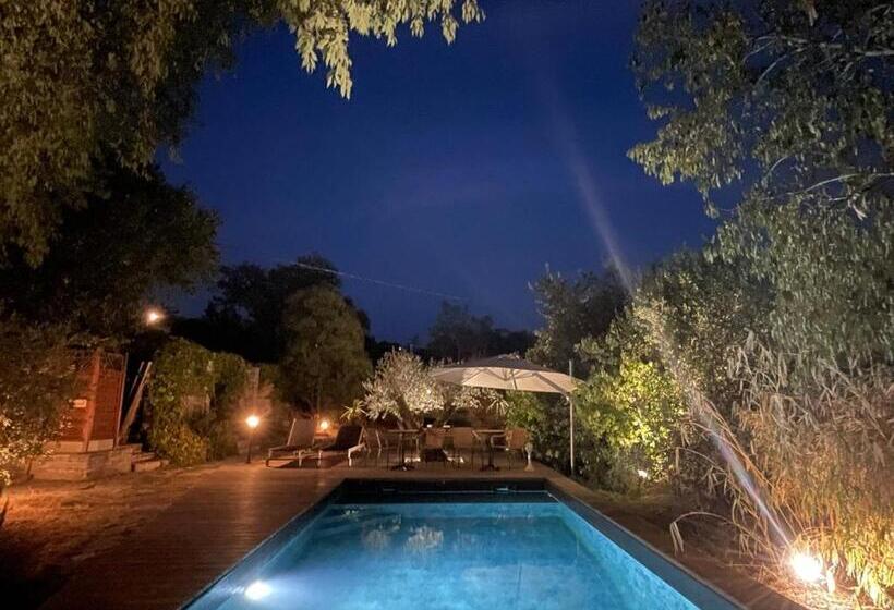 민박 L Amourier Chambres D Hôtes Pour Amoureux Avec Jacuzzi Ou Baignoire Xxl