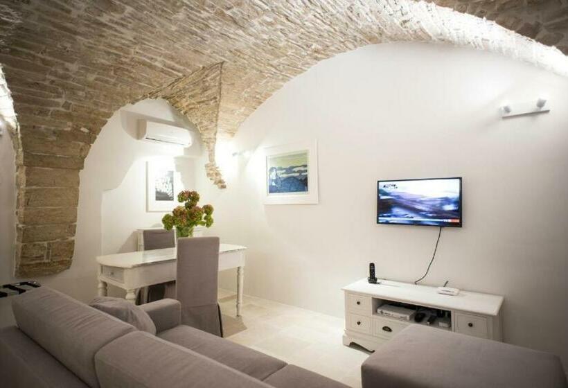 مبيت وإفطار Le Suites Al Torrione
