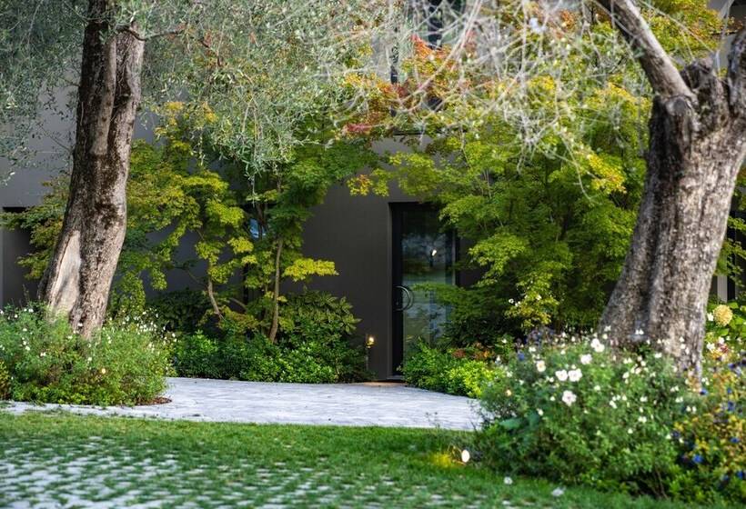 هتل Arcolive Agrisuite