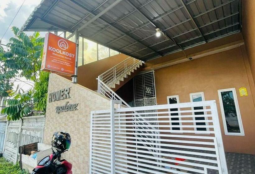 هتل Koolkost @ Jalan Polonia Medan