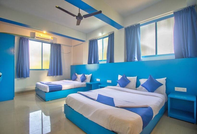 فندق Mandrem Retreat Beach Resort