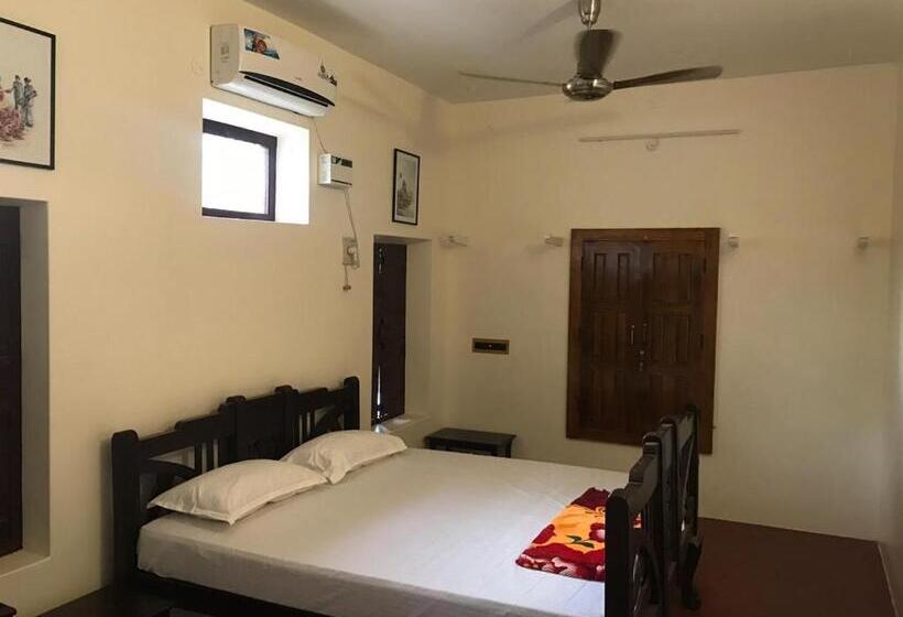 酒店 Tanjore Inn