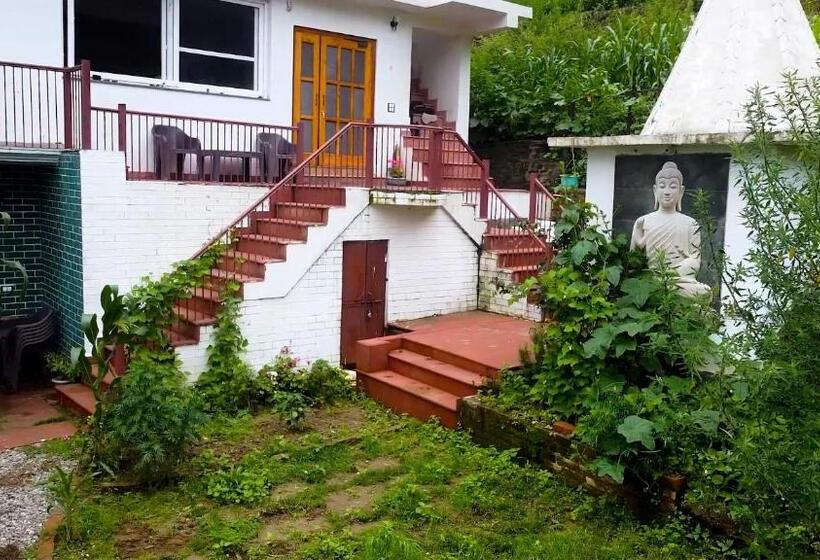 פנסיון Tatva Veda Homestay & Hostel